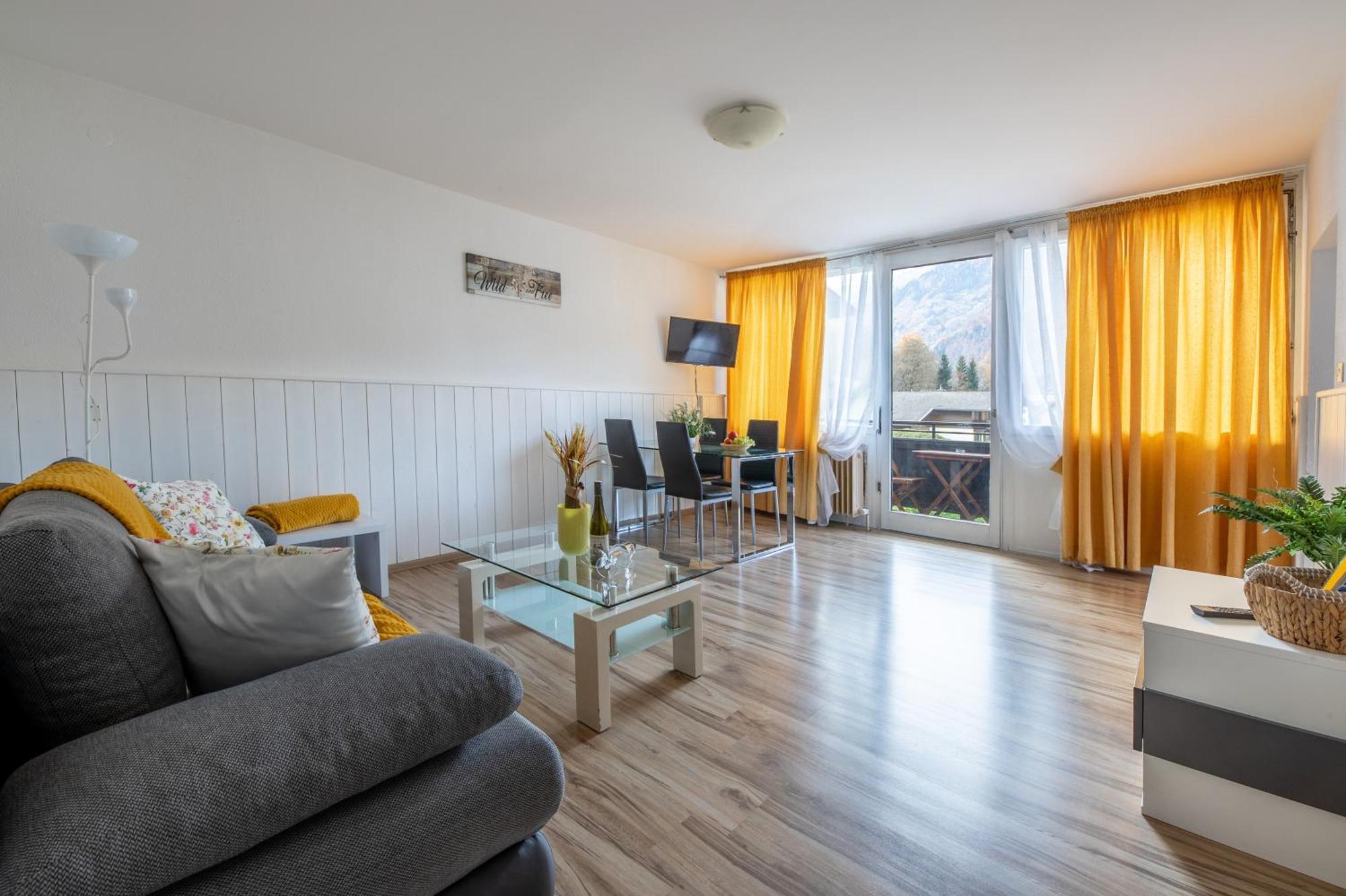 Apartment Gokaprun Mit Blick Auf Die Berge Extérieur photo