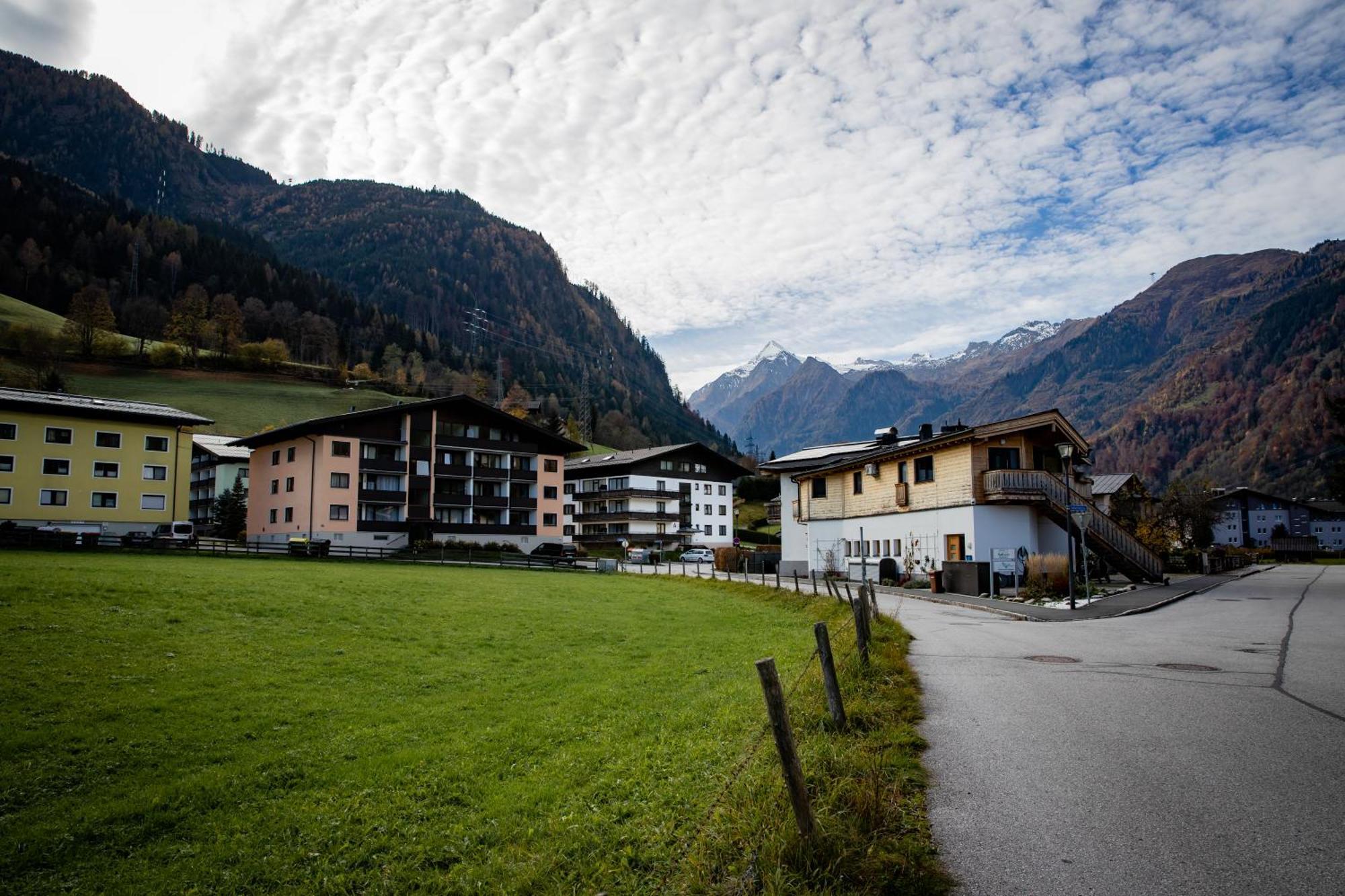 Apartment Gokaprun Mit Blick Auf Die Berge Extérieur photo